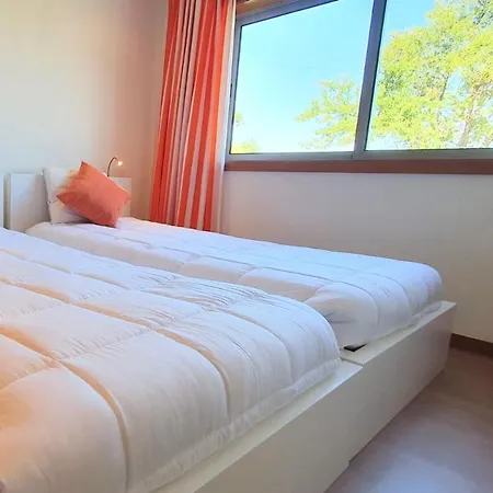 Lovelystay - Modern 3bedroom Duplex W/pool 펜션 *