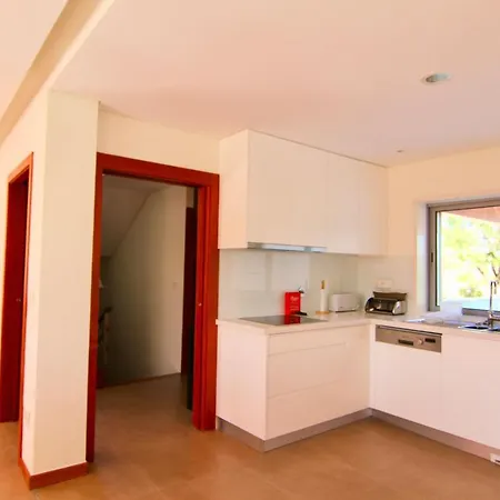 펜션 Lovelystay - Modern 3bedroom Duplex W/pool 앨칸타릴하
