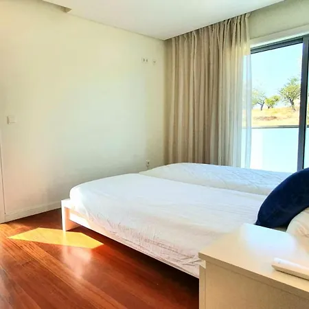 펜션 Lovelystay - Modern 3bedroom Duplex W/pool